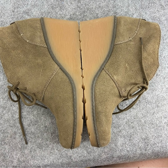 Clarks Lace Up Khaki Green Suede Wedge Booties Women’s Size 6 - Picture 6 of 10